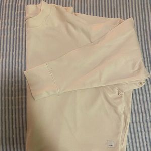 Vuori crop sweatshirt !